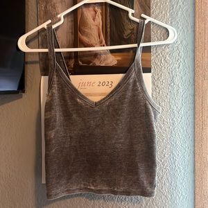Grey tank top from American Eagle size small in good condition !